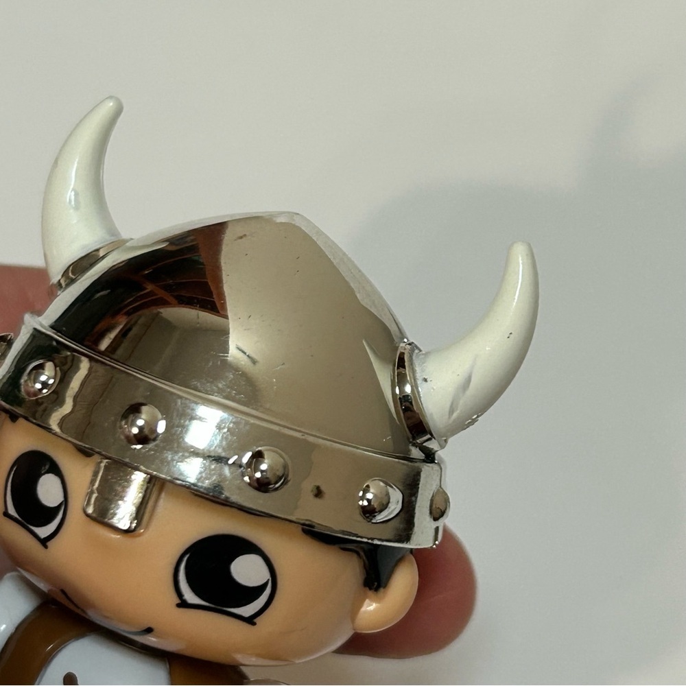 Ryan's World Series 3 Viking Ryan Figure - Picture 7 of 9